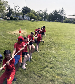 sidebarphoto-news Elementary students playing tug-of-war